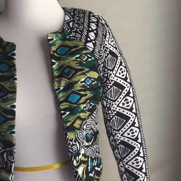 ASOS Jackets & Blazers - ASOS Puff Jacket Ethnic Print Size 4